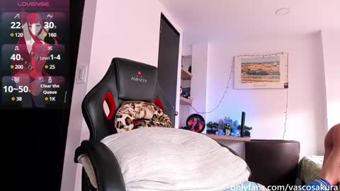 Snapshot of murielkarmesi chatting on 02/15/25, 07:06 murielkarmesi online show from 02/15/25, 07:06