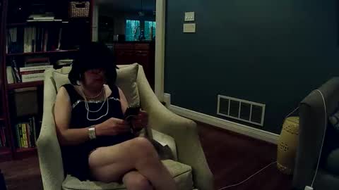 Snapshot of murray1509 chatting on 10/20/25, 12:05 Cutemorri online show from 10/20/25, 12:05