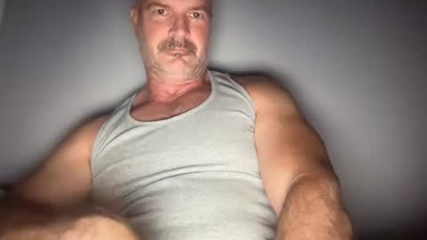 Snapshot of musclbear chatting on 04/10/26, 08:30 Coach online show from 04/10/26, 08:30