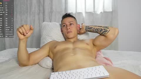 muscle_king_cum online show from 10/20/25, 03:34