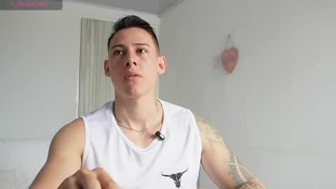 Snapshot of muscle_king_cum chatting on 04/28/26, 01:38 muscle_king_cum online show from 04/28/26, 01:38
