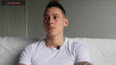 Snapshot of muscle_king_cum chatting on 05/29/26, 02:04 muscle_king_cum online show from 05/29/26, 02:04