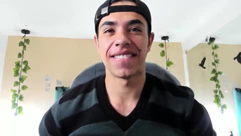 muscle scott online show from 10/14/25, 12:06