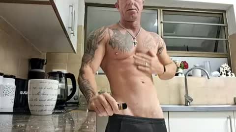 Snapshot of muscledaddy69s chatting on 07/31/26, 12:43 muscledaddy69s online show from 07/31/26, 12:43