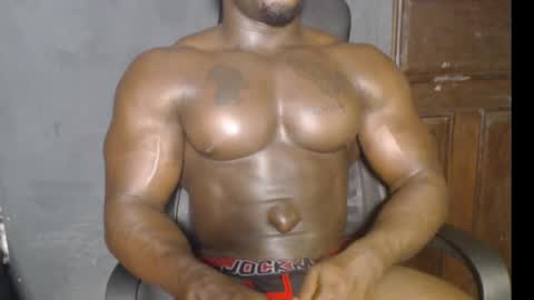 Snapshot of musclegodsammy23 chatting on 01/03/25, 02:10 musclegod23 online show from 01/03/25, 02:10