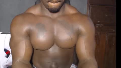 Snapshot of musclegodsammy23 chatting on 01/07/25, 01:59 musclegod23 online show from 01/07/25, 01:59