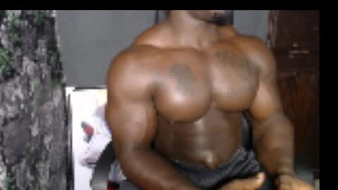 Snapshot of musclegodsammy23 chatting on 01/09/25, 10:52 musclegod23 online show from 01/09/25, 10:52