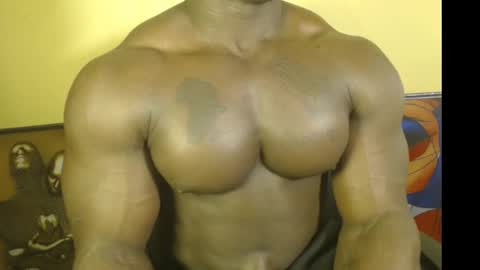 Snapshot of musclegodsammy23 chatting on 03/06/25, 02:41 musclegod23 online show from 03/06/25, 02:41