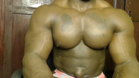 Snapshot of musclegodsammy23 chatting on 09/12/25, 11:59 musclegod23 online show from 09/12/25, 11:59