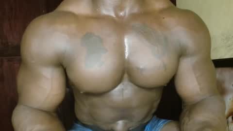 musclegod23 online show from 02/17/26, 02:46