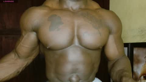 musclegod23 online show from 02/19/26, 02:46