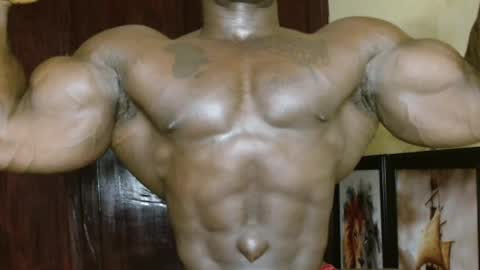 musclegod23 online show from 03/19/26, 01:31