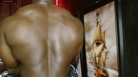 musclegod23 online show from 04/17/26, 01:19