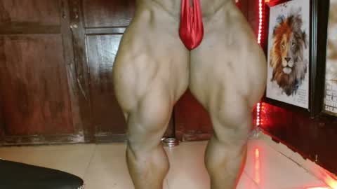 Snapshot of musclegodsammy23 chatting on 05/29/26, 08:29 musclegod23 online show from 05/29/26, 08:29