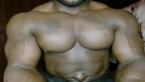 Snapshot of musclegodsammy23 chatting on 06/03/26, 09:56 musclegod23 online show from 06/03/26, 09:56