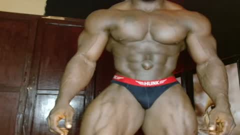 Snapshot of musclegodsammy23 chatting on 07/05/26, 01:34 musclegod23 online show from 07/05/26, 01:34