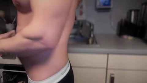 musclehair3 online show from 02/23/25, 06:23