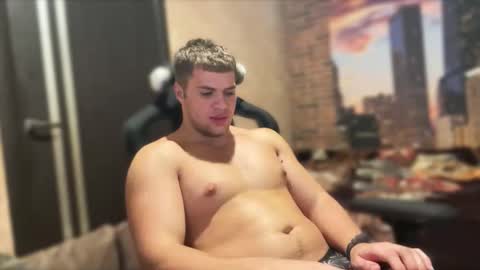 Egor online show from 10/08/25, 08:17