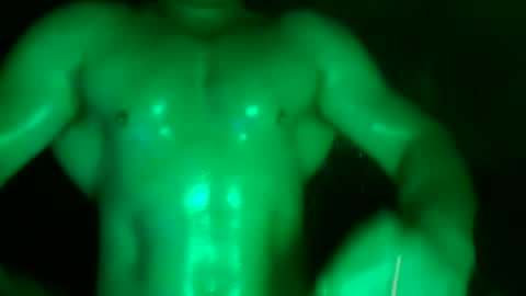 Snapshot of muscles_hulk chatting on 02/08/25, 01:43 Hulk Muscles - NEW ACCOUNT online show from 02/08/25, 01:43