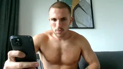 muscleshow00 online show from 07/08/26, 09:36