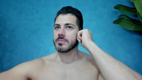 muscularmaster onlyfans online show from 10/28/25, 10:30