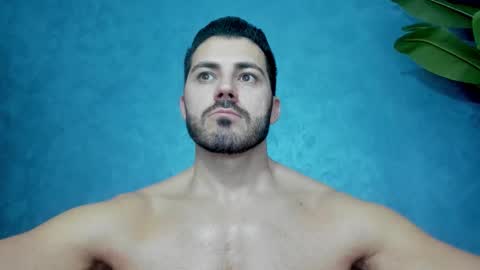 muscularmaster onlyfans online show from 12/14/25, 10:03