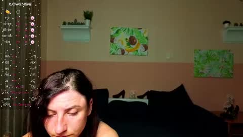 Snapshot of muse_kitty_jenia chatting on 07/27/26, 06:04 Jenya online show from 07/27/26, 06:04
