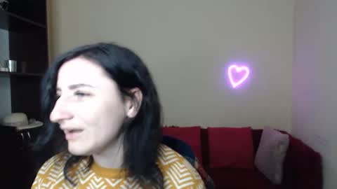 Jeneva online show from 11/17/25, 12:22