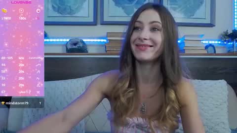 Snapshot of musedollx chatting on 10/15/25, 07:25 Luna online show from 10/15/25, 07:25