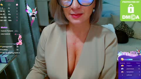 Snapshot of music_fairy chatting on 12/27/24, 04:32 Lana online show from 12/27/24, 04:32