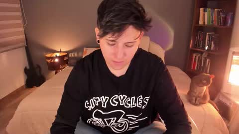 VALENTINA Luna  online show from 10/04/25, 01:25