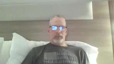 Snapshot of mustang_daddy chatting on 03/11/26, 05:02 307MountainMan online show from 03/11/26, 05:02