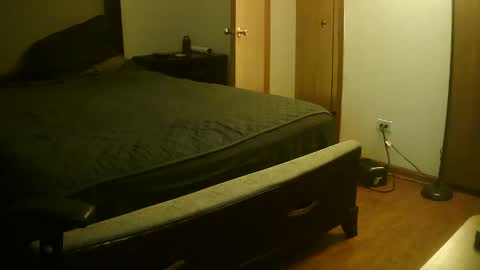 mustenjoyhead79 online show from 09/15/25, 01:38