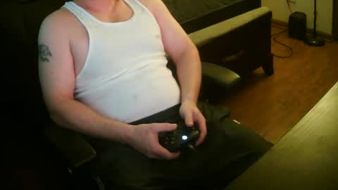 mustenjoyhead79 online show from 10/28/25, 08:00