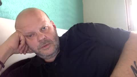 Mutin online show from 02/18/26, 02:02