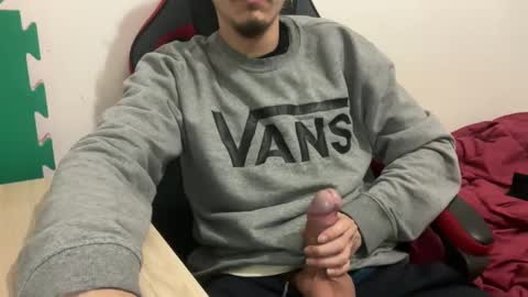 Snapshot of muupp69 chatting on 01/05/25, 10:50 muupp69 online show from 01/05/25, 10:50