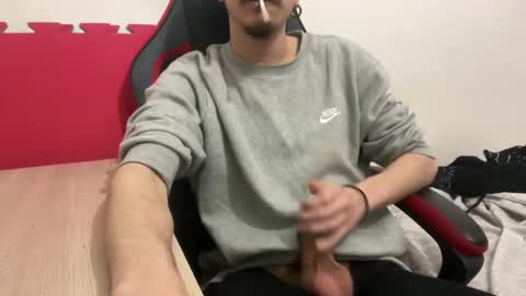 Snapshot of muupp69 chatting on 01/13/25, 03:36 muupp69 online show from 01/13/25, 03:36