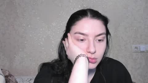 cute couple online show from 04/18/26, 02:43