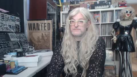 Muziknerd online show from 05/21/26, 11:34
