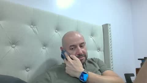 Snapshot of mworlton9 chatting on 05/02/26, 06:02 Maximus online show from 05/02/26, 06:02