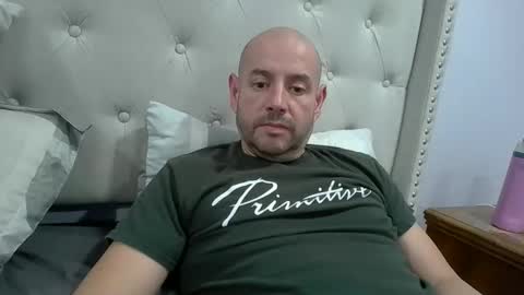 Snapshot of mworlton9 chatting on 05/07/26, 01:33 Maximus online show from 05/07/26, 01:33