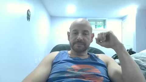 Snapshot of mworlton9 chatting on 05/10/26, 08:25 Maximus online show from 05/10/26, 08:25
