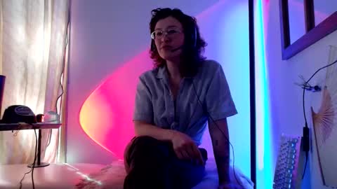 Mx. Anouk Divine online show from 04/05/26, 09:23