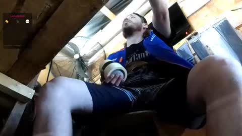 Maty online show from 10/12/25, 04:17