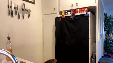 Snapshot of mxscary chatting on 02/20/25, 08:25 mxscary online show from 02/20/25, 08:25