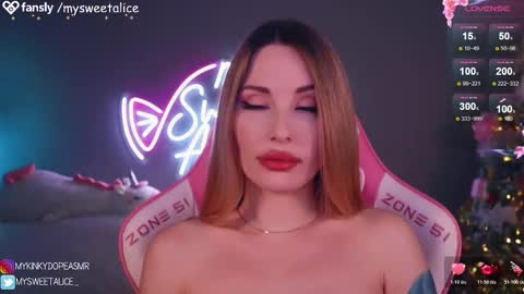 Snapshot of my__sweet__alice chatting on 11/15/25, 04:25 mysweetalice online show from 11/15/25, 04:25