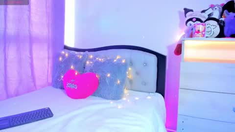 my_aleja_ online show from 02/12/26, 01:17