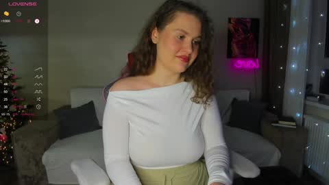 Snapshot of my_emmy chatting on 12/29/24, 12:34 Emmy online show from 12/29/24, 12:34