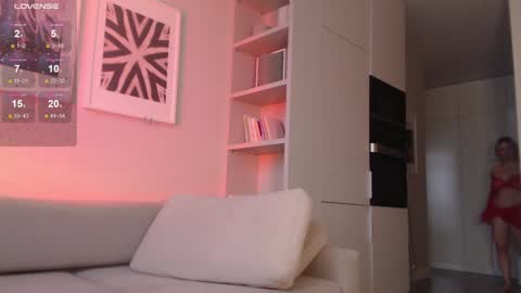 Hannah  welcome  online show from 12/08/24, 12:08