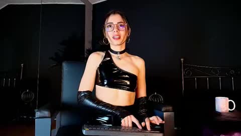 Snapshot of my_maite chatting on 02/12/25, 01:16 Maite online show from 02/12/25, 01:16